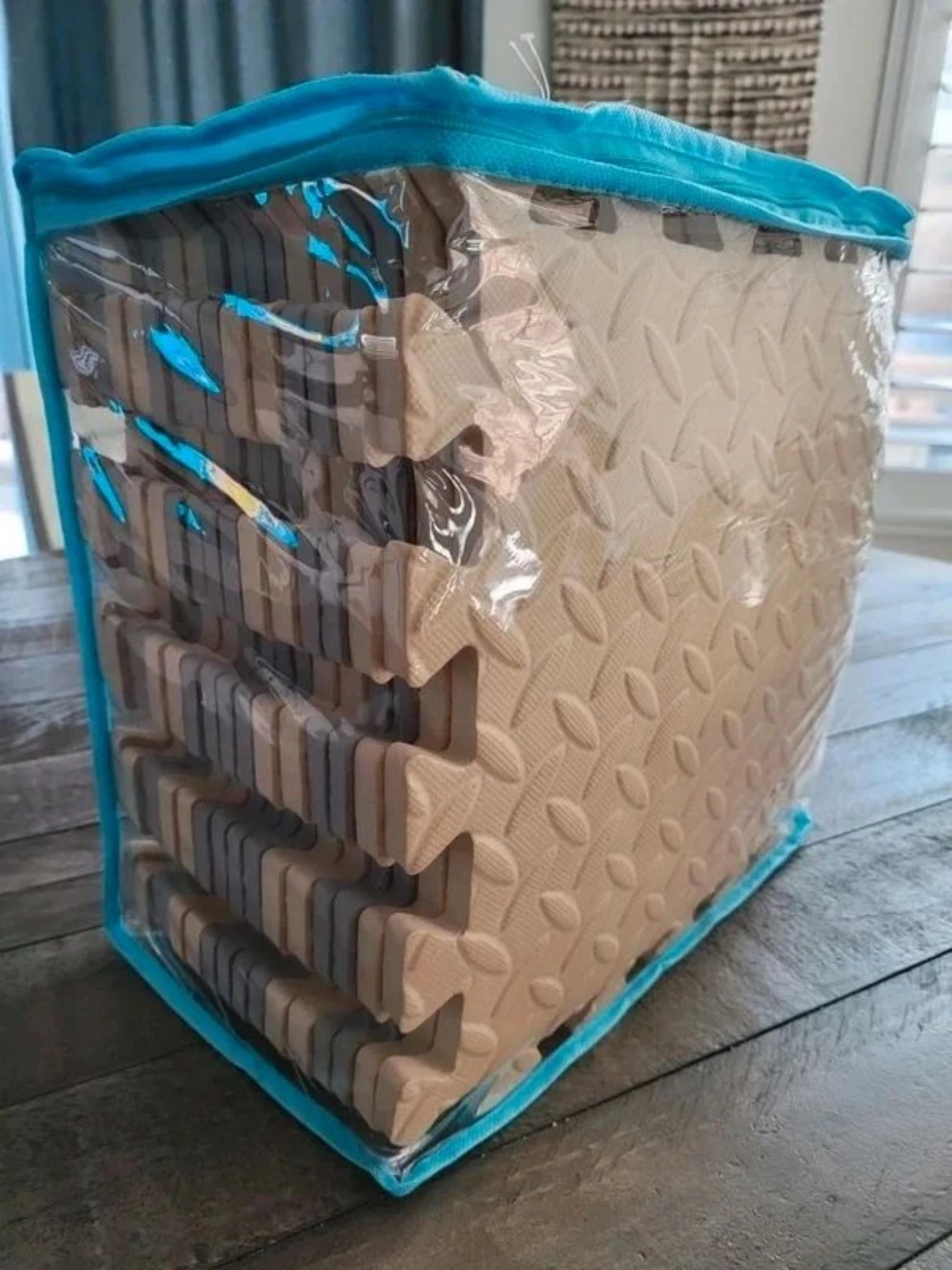 Lot de dalles en mousse emboîtables pour former un gros tapis | grises et beiges